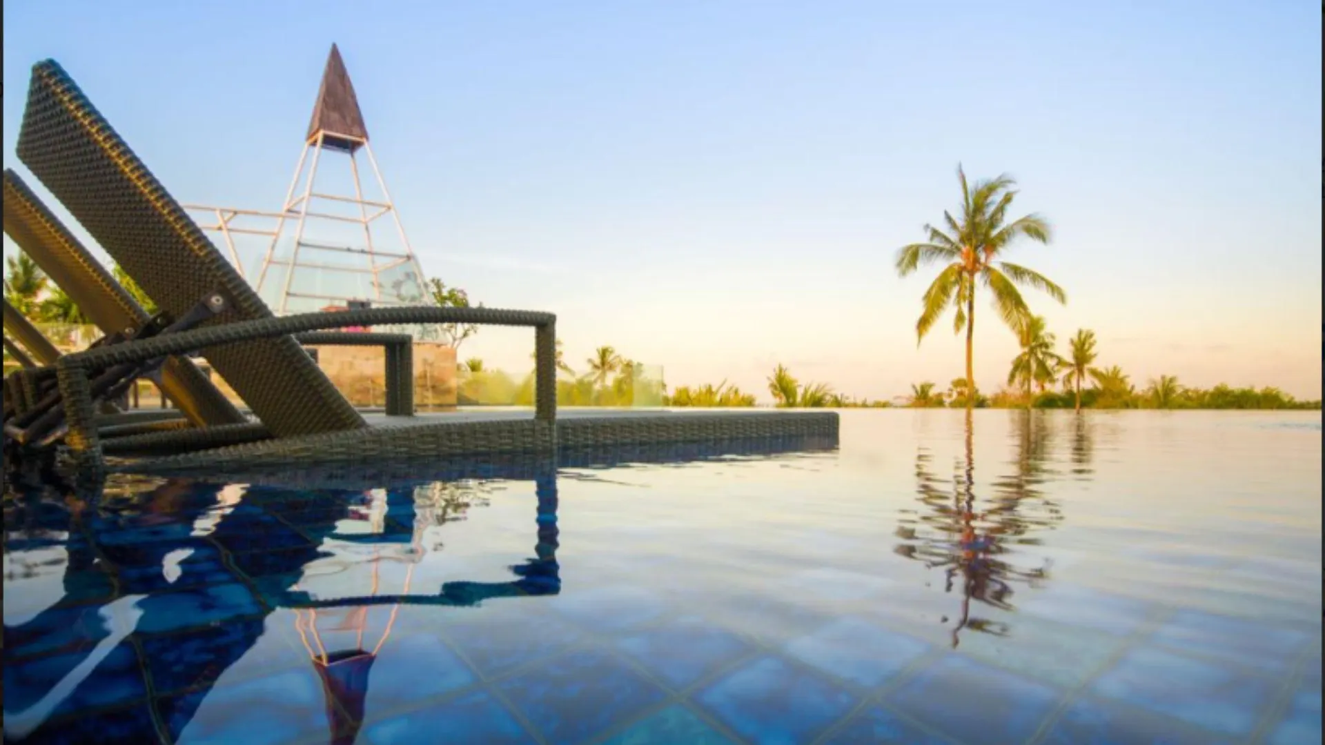 Fox Hotel Jimbaran Beach Bali